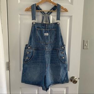 levis denim shortalls size medium